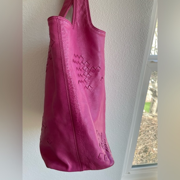 Bottega Veneta Intrecciato Hot Pink Buttery Soft Leather Tote Bag - Picture 6 of 15